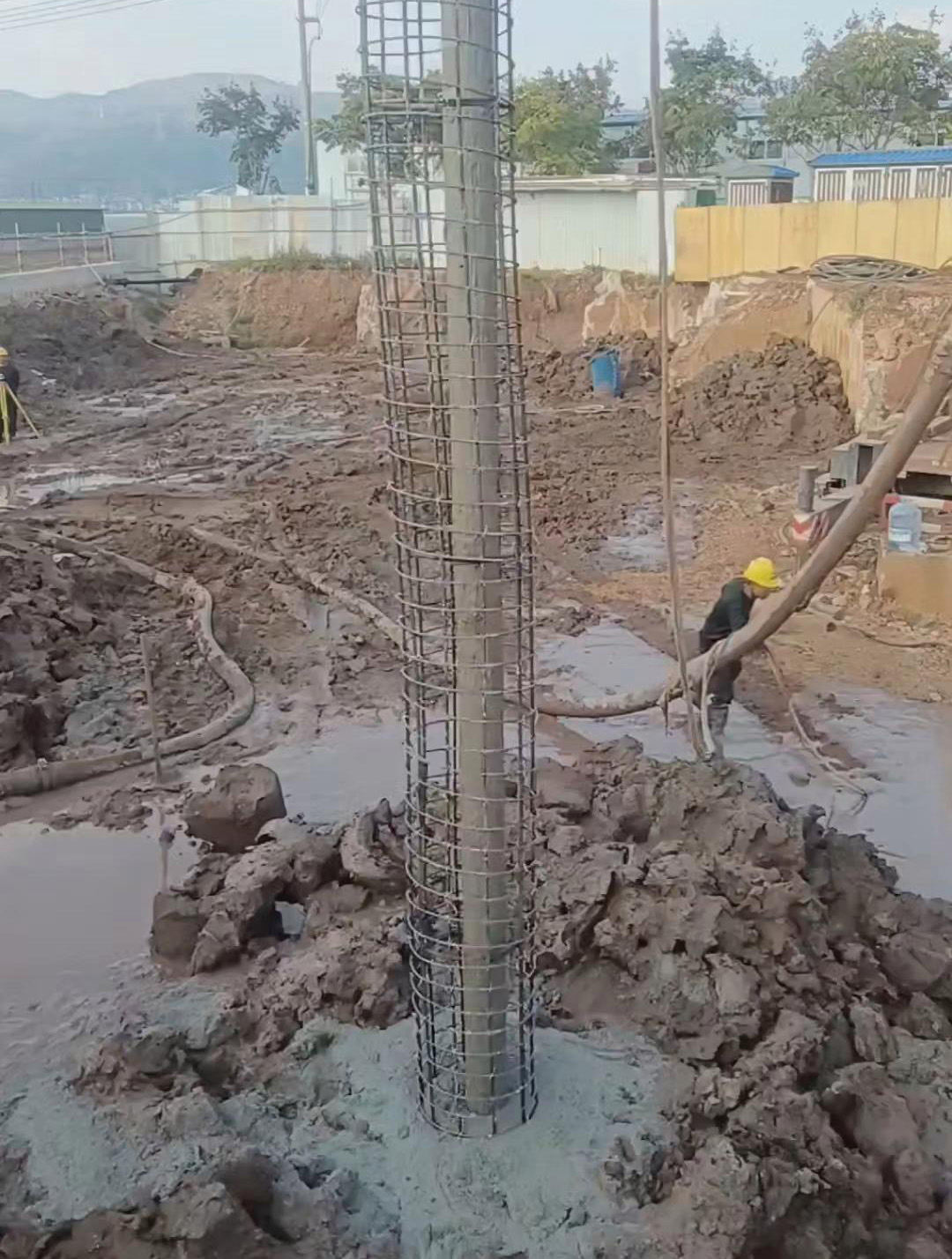 鹤壁山城区长螺旋钻孔压灌桩